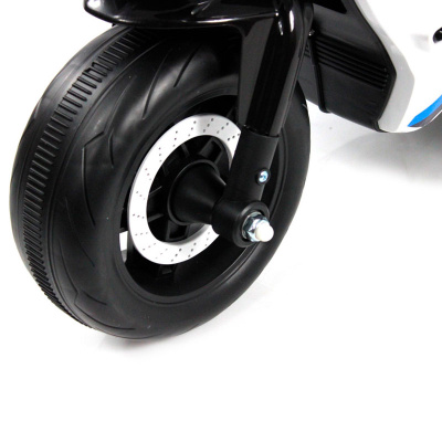 Детский электротрицикл RiverToys K002PX-A белый