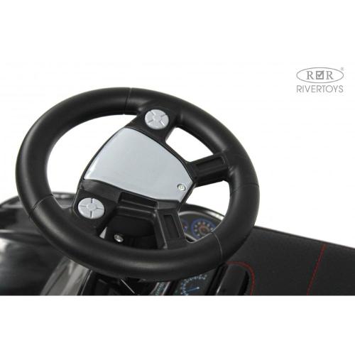 Детский толокар RiverToys L001LL-M чёрный фото 6