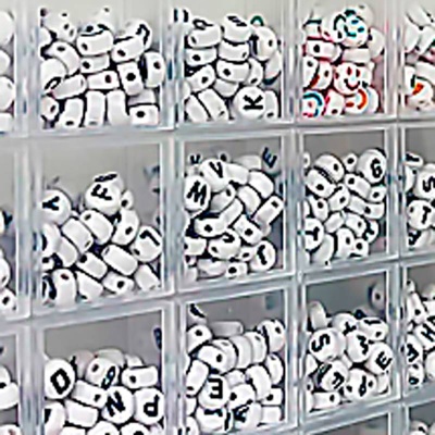 Набор для плетения украшений Буквы и смайлы 5424592 2