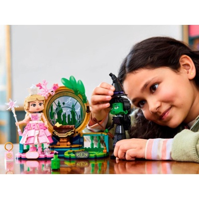 Конструктор Lego Wicked 75682 Эльфаба и Глинда
