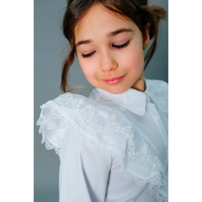 Блузка школьная для девочки Deloras C64219 белая 5
