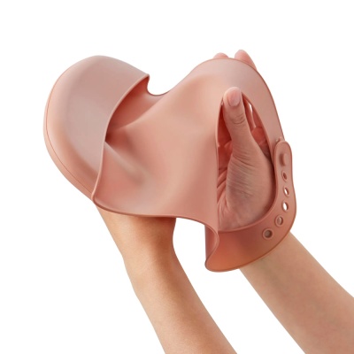 Нагрудный фартук силиконовый Happy Baby 16006 cappuccino 2