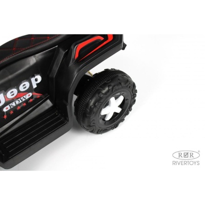 Детский электромобиль RiverToys G003GG белый