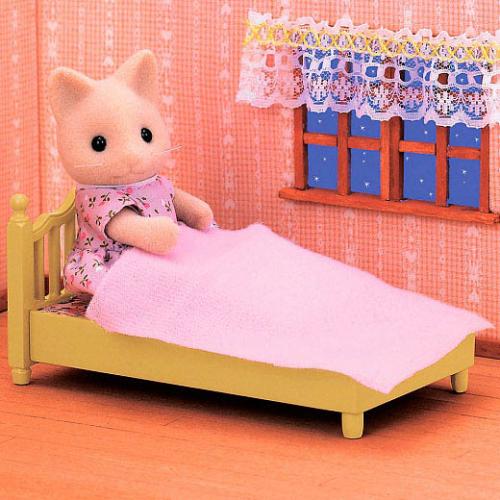 Детский игровой набор Кровать Sylvanian Families Epoch 5146 фото 3