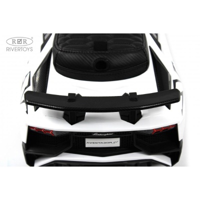 Детский толокар RiverToys M555MM-D белый 04