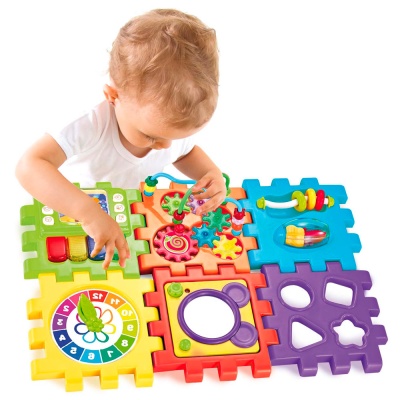 Развивающий игровой центр-конструктор Мегакуб Жирафики 939619