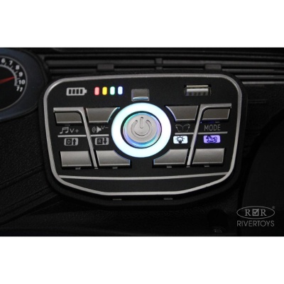 Детский электромобиль RiverToys X008XX красный глянец 02