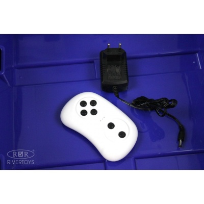 Детский электромобиль RiverToys O555OO синий