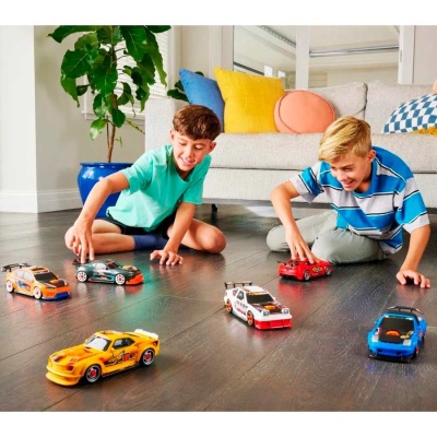 Игровой набор сюрприз Metal Machines Герои скорости Zuru 67125 5