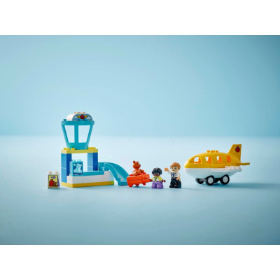 Конструктор Lego Duplo 10443 Мой первый аэропорт