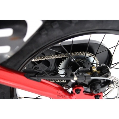 Детский электромотоцикл RiverToys A001AA красный