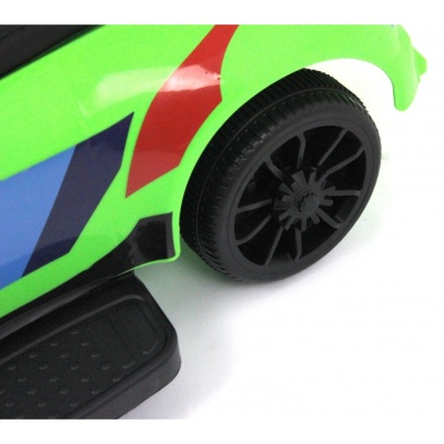 Детский толокар RiverToys F003FF-P зелёный