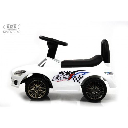 Детский толокар RiverToys L001LL-M белый фото 5