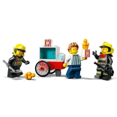 Конструктор Lego City 60375 Пожарная часть и пожарная машина 3
