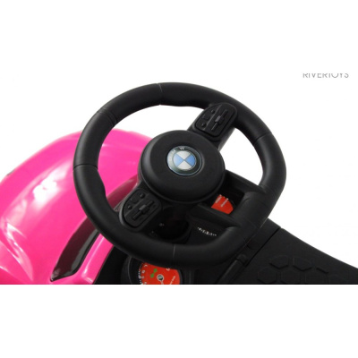 Детский толокар RiverToys Z004ZZ-B розовый