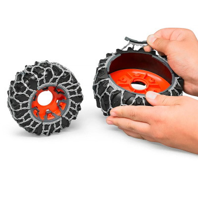 Трактор Claas Axion 950 с снегоуборочным ковшом Bruder 03-018 3