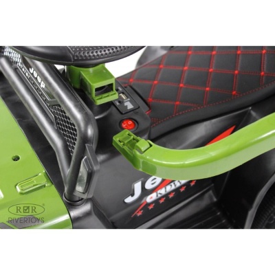 Детский электромобиль RiverToys G003GG зелёный