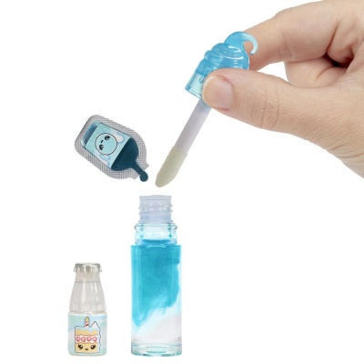 Игровой набор Yummiland Кукла Келли Кейк с блеском для губ MGA 63867 03