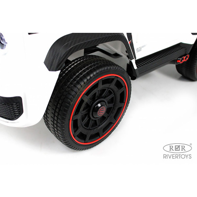 Детский электромобиль River Toys Z999ZZ белый