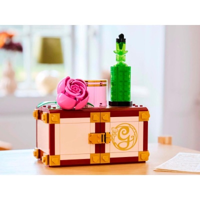 Конструктор Lego Wicked 75683 Общежитие Глинды и Эльфабы