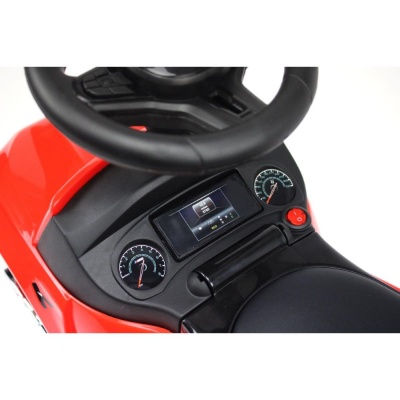 Детский толокар BMW M5 RiverToys A999MP-D красный