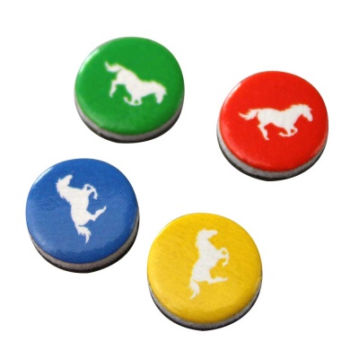 Игры магнитные Большие гонки Скачки Десятое Королевство 03586`