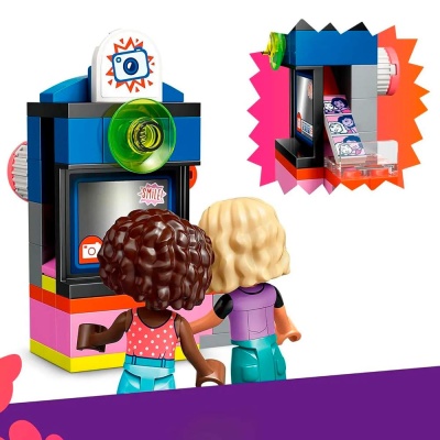 Конструктор Lego Friends 42662 Парикмахерская и магазин аксессуаров 4